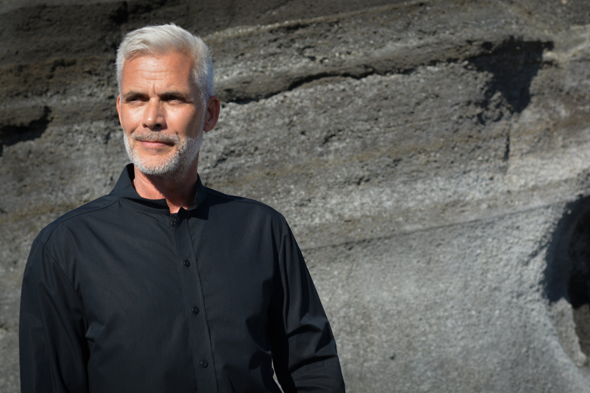 The Stand Up Collar Shirt | BLACK