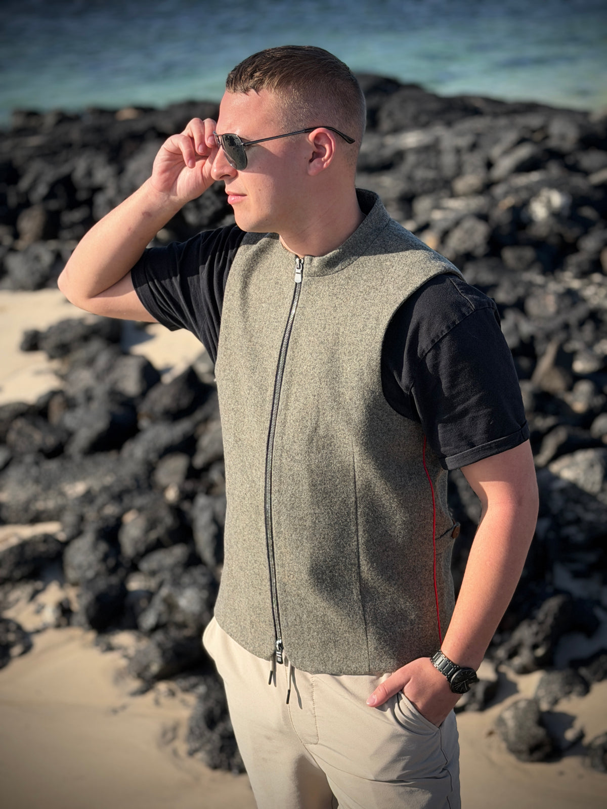 The Atelier Vest | MONTALIV