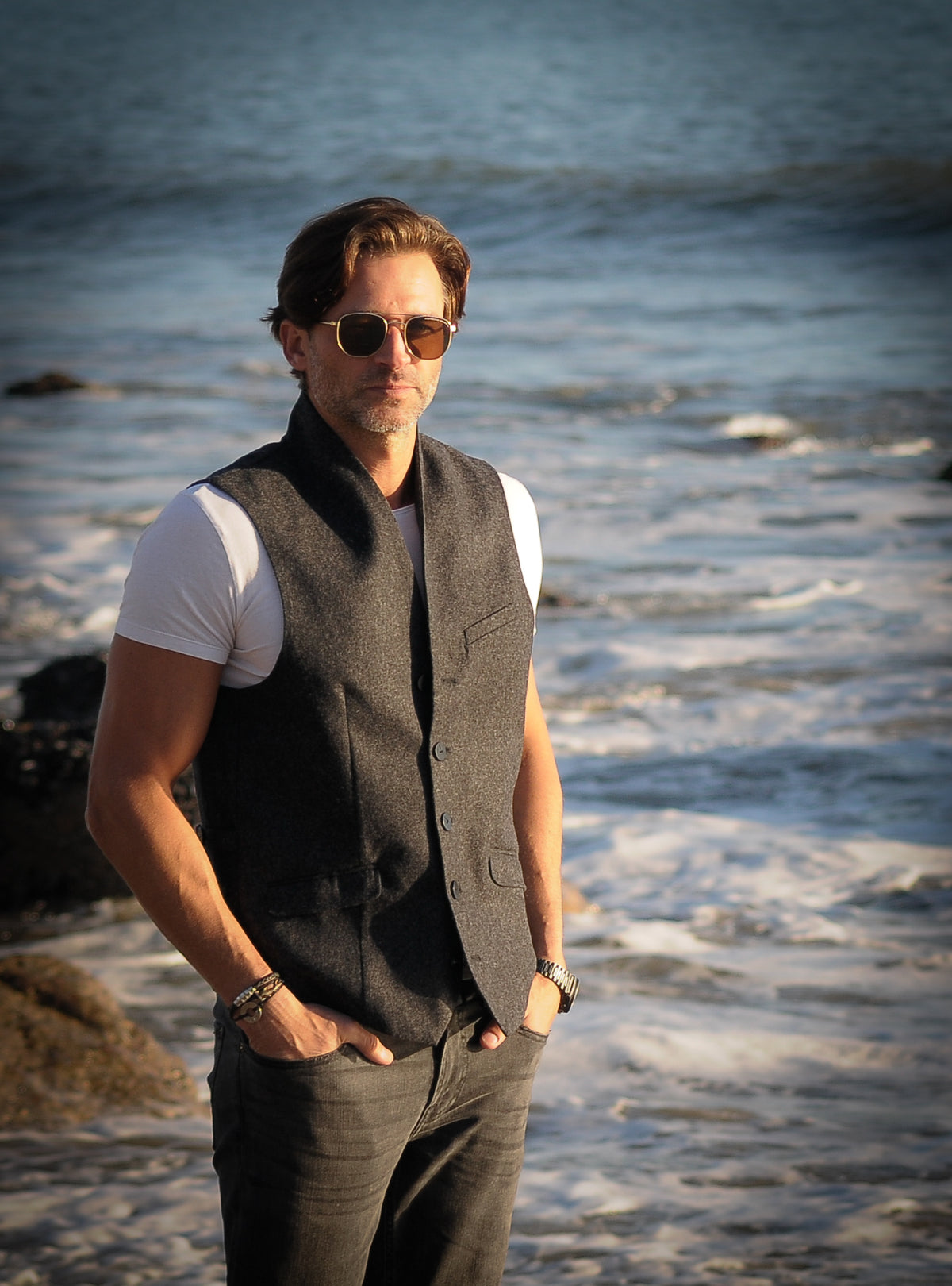 The Vest | DARK GREY